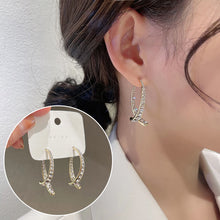 Load image into Gallery viewer, 1 Pair Fishtail Cross Earrings
