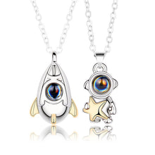 Load image into Gallery viewer, 2PCS Astronaut Couple Necklace Set
